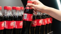 可口可乐客服回应涨价：没办法决定商户定价 建议售价没变