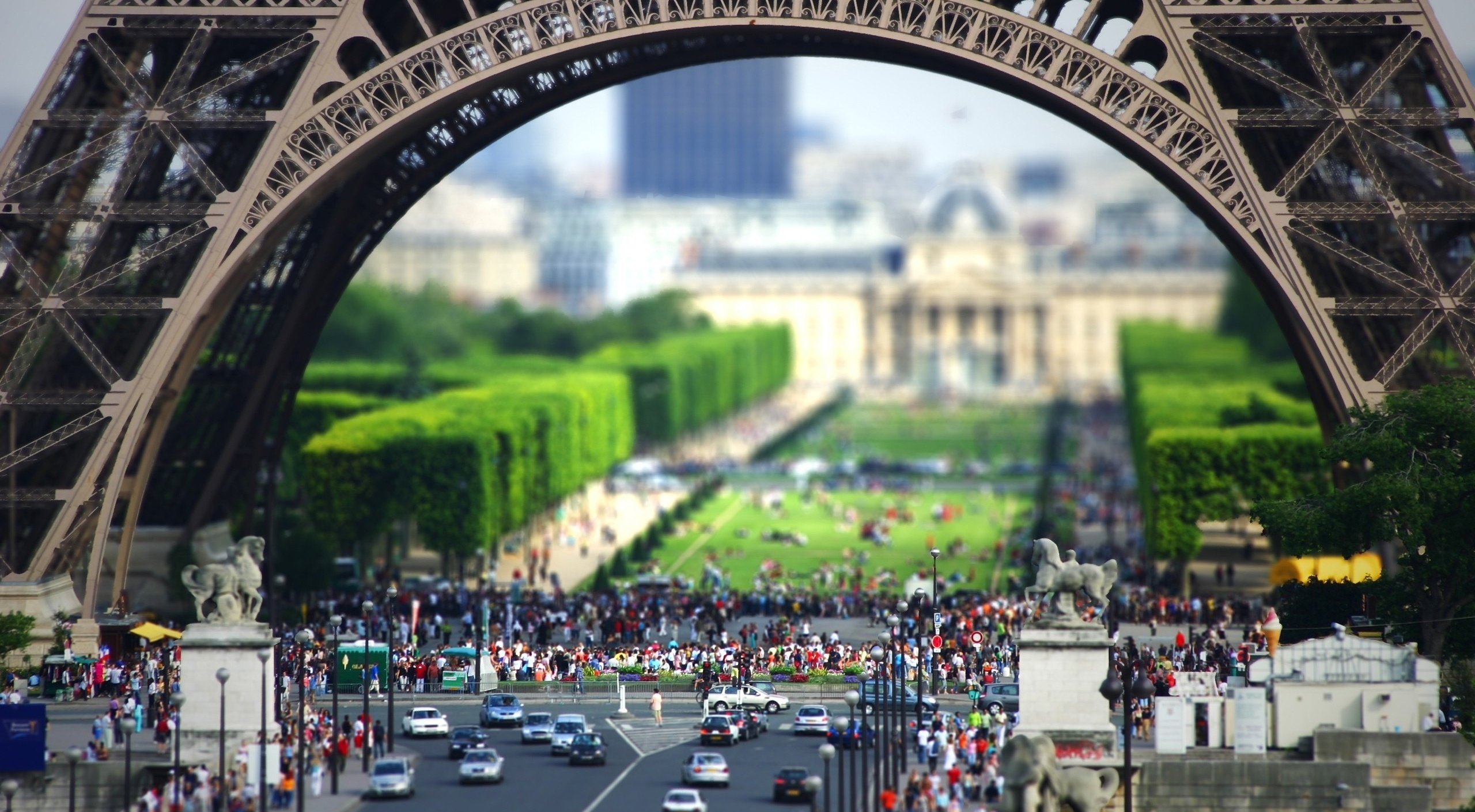 盟军敢死队2：巴黎在燃烧——希特勒想摧毁埃菲尔铁塔