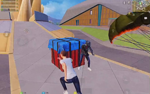 和平精英：基础操作/灵敏度的调节